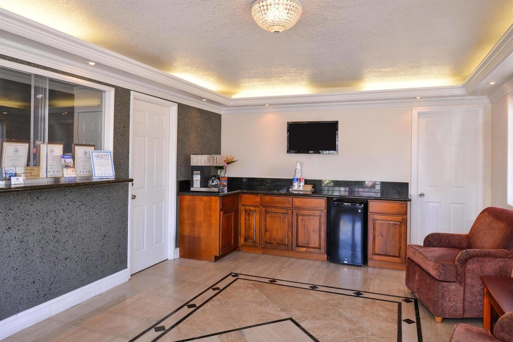 Americas Best Value Inn San Bernardino Bagian luar foto