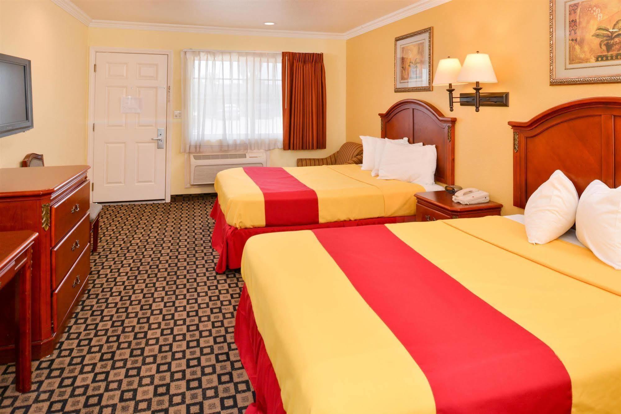 Americas Best Value Inn San Bernardino Bagian luar foto