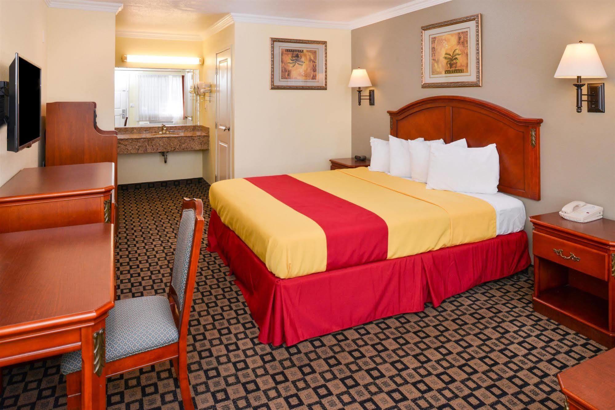 Americas Best Value Inn San Bernardino Bagian luar foto