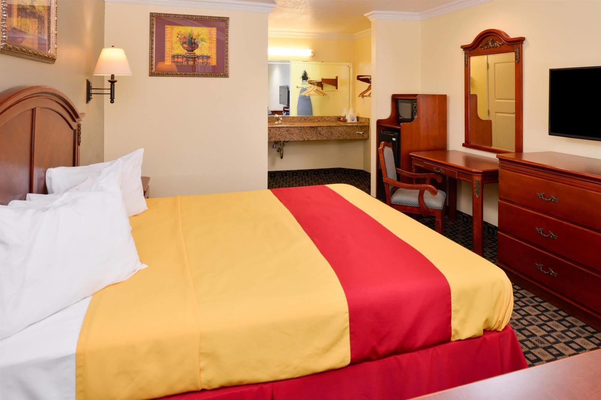 Americas Best Value Inn San Bernardino Bagian luar foto